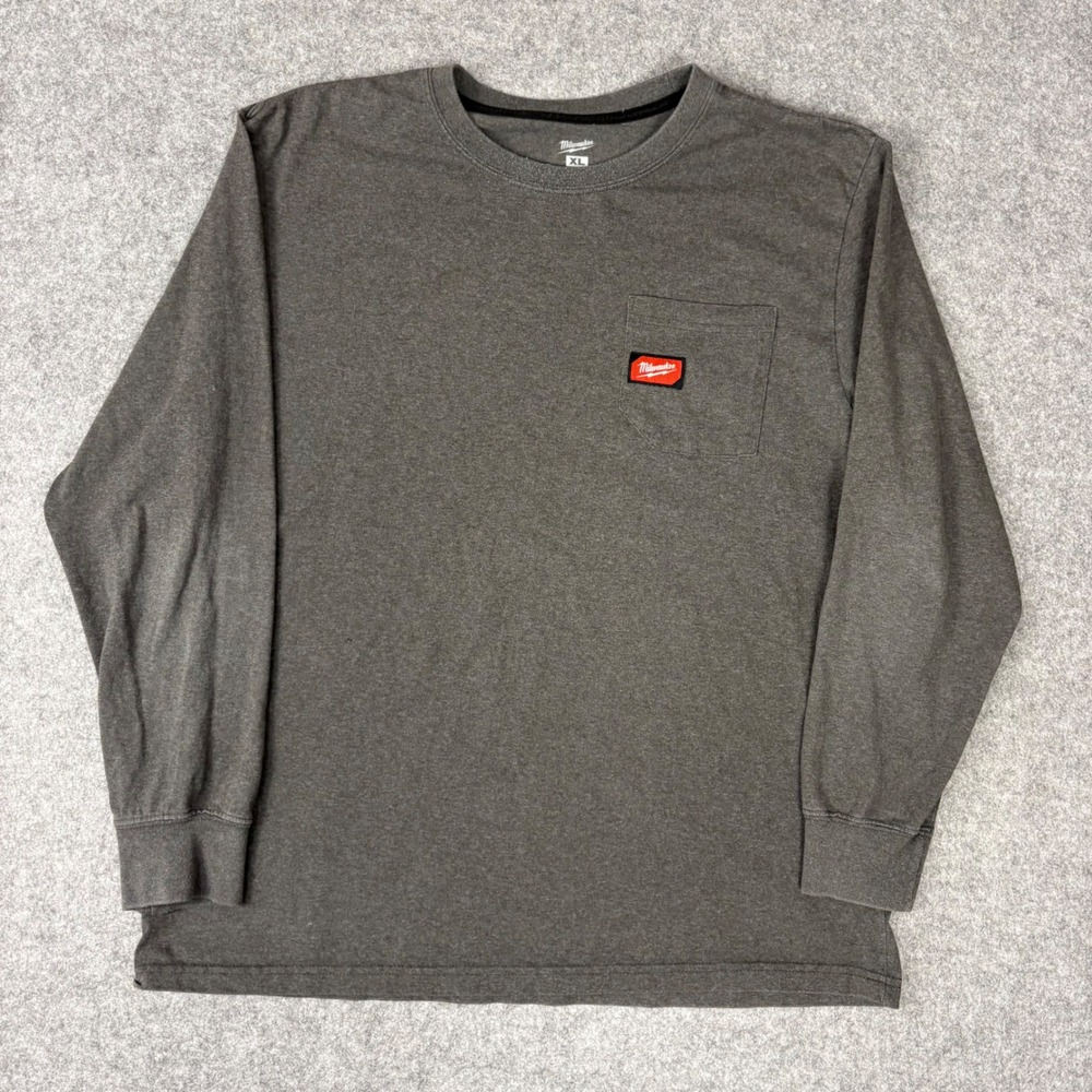 Milwaukee Mens XL Long Sleeve Pocket T-Shirt Charcoal Gray Workwear Logo Tee